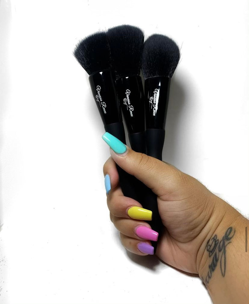 Magician With A Makeup Brush! (Set)