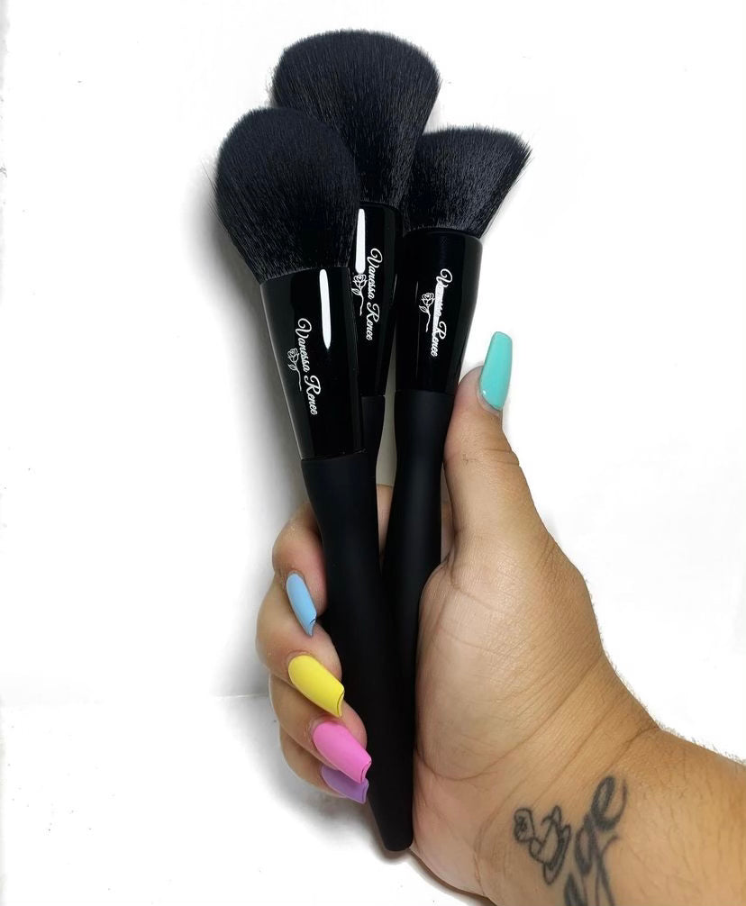 Magician With A Makeup Brush! (Set)